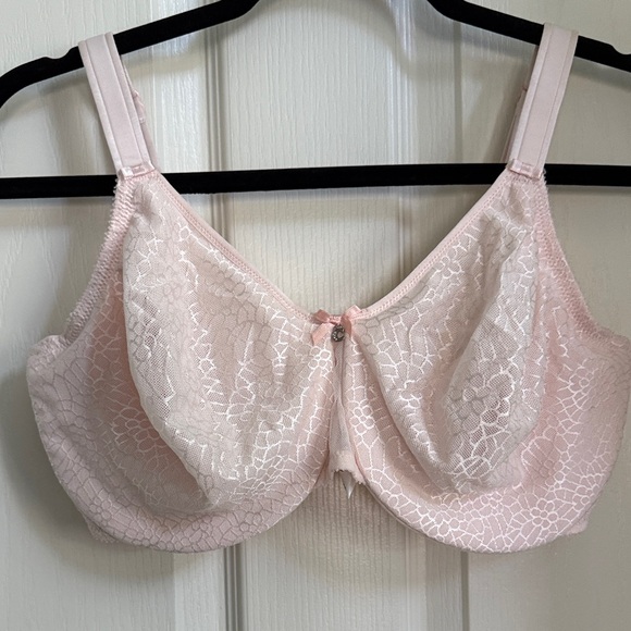 Chantelle Other - Chantelle C Magnifique Seamless Unlined Minimizer Soft Pink Bra